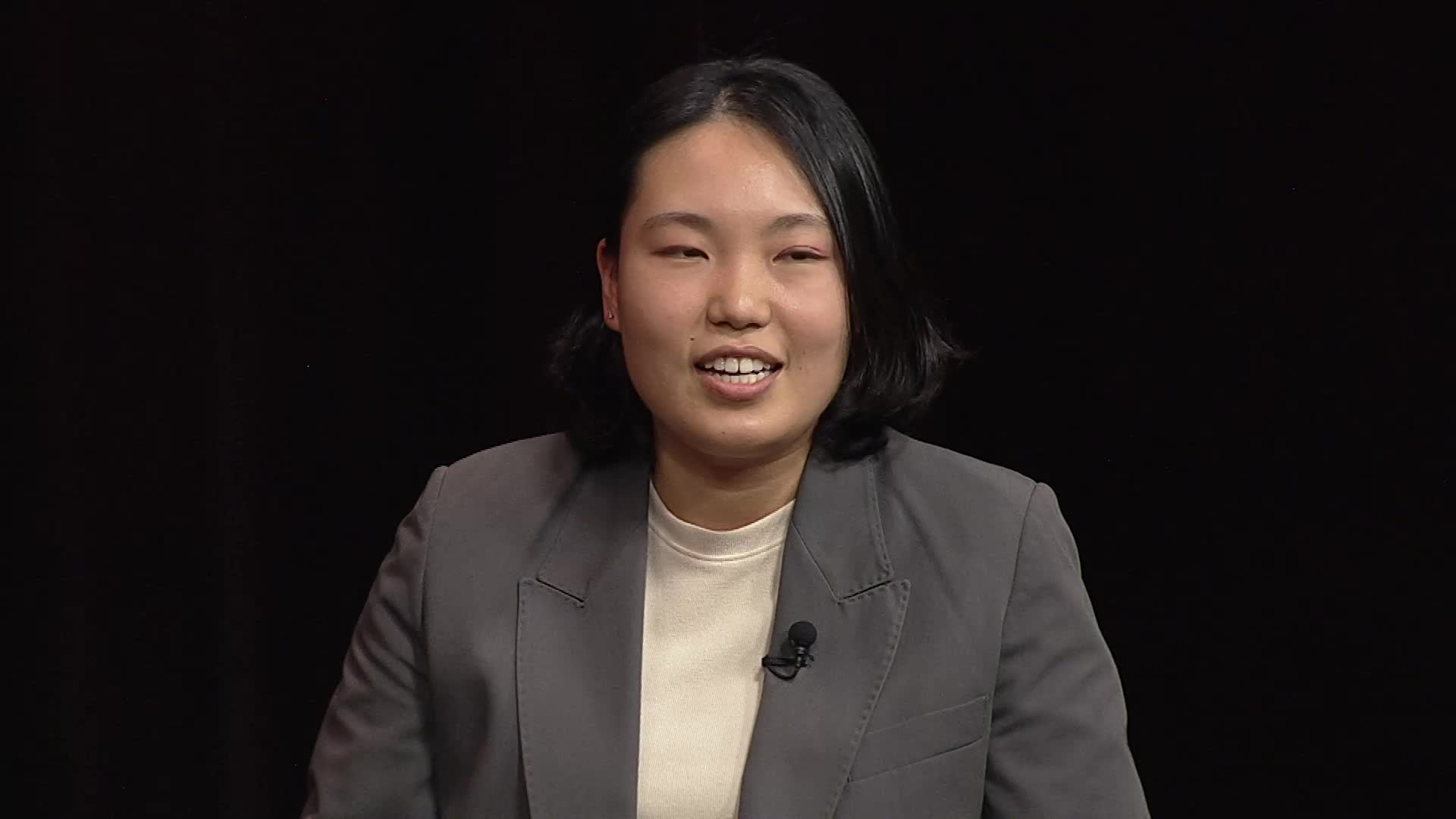 Meet the Musician: Trio Oko, violinist Emma Powell, cellist Mina Kim and harpist Charles Overton