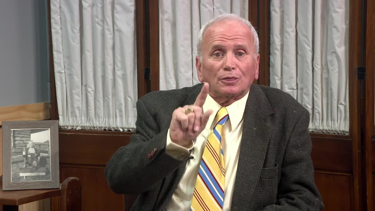 Family Historian: Oral History and Genealogy