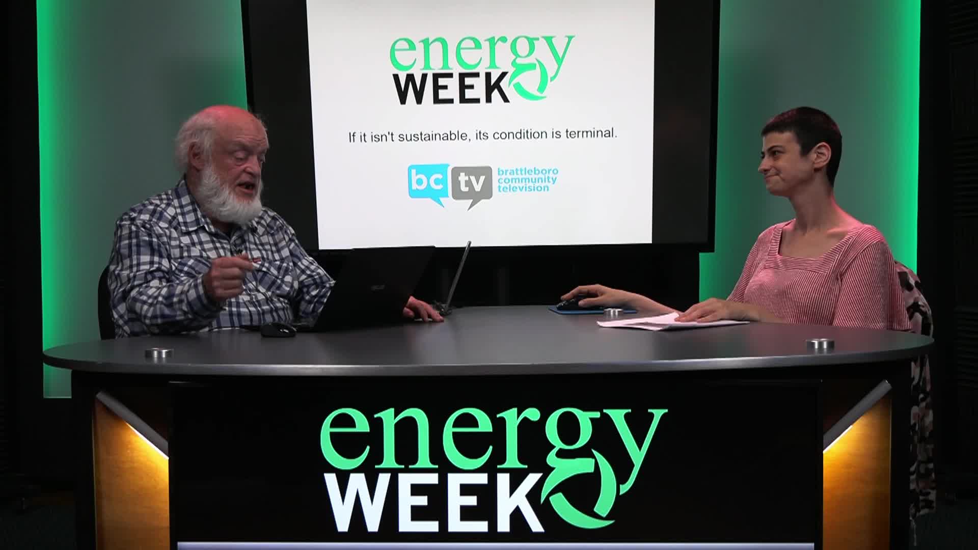 Thumbnail image for Energy Week: contrails in climate plans, European offshore wind pipeline, USDA curtailing wind and solar project