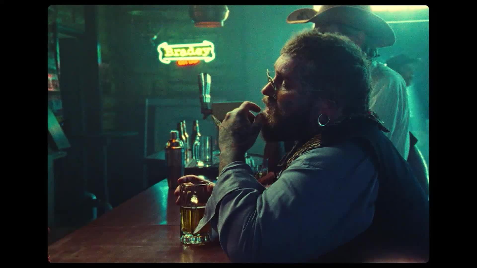 Sidewalks Entertainment:  Actress Lizzy Caplan, “Now You See Me: Now You Don't”