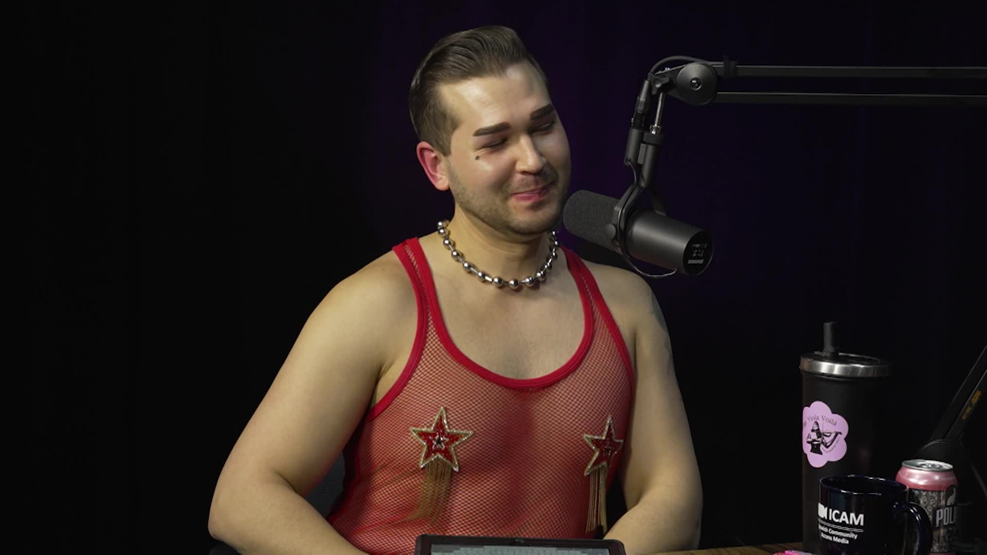 Masc 4 Mascara Podcast: Burlesque with A Glam B