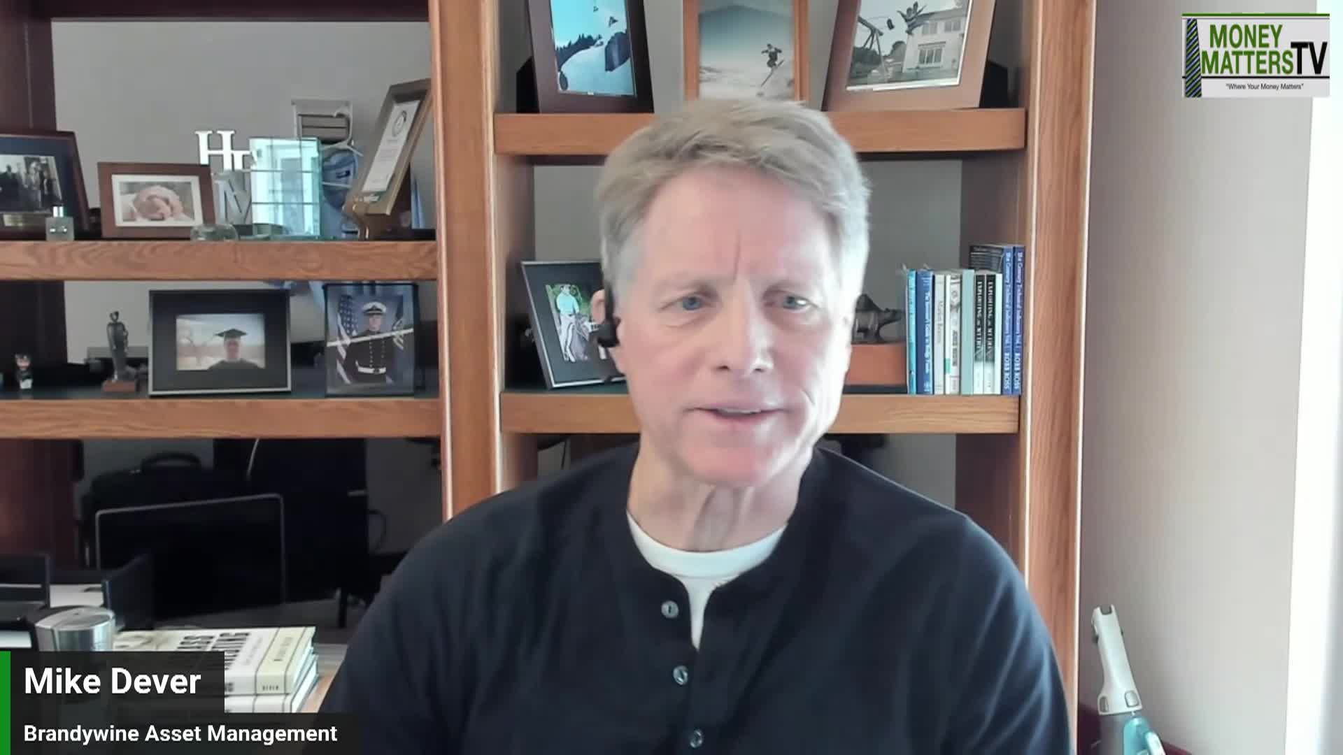 Money Matters: banks in plenty of cash and different financial tools to protect investments