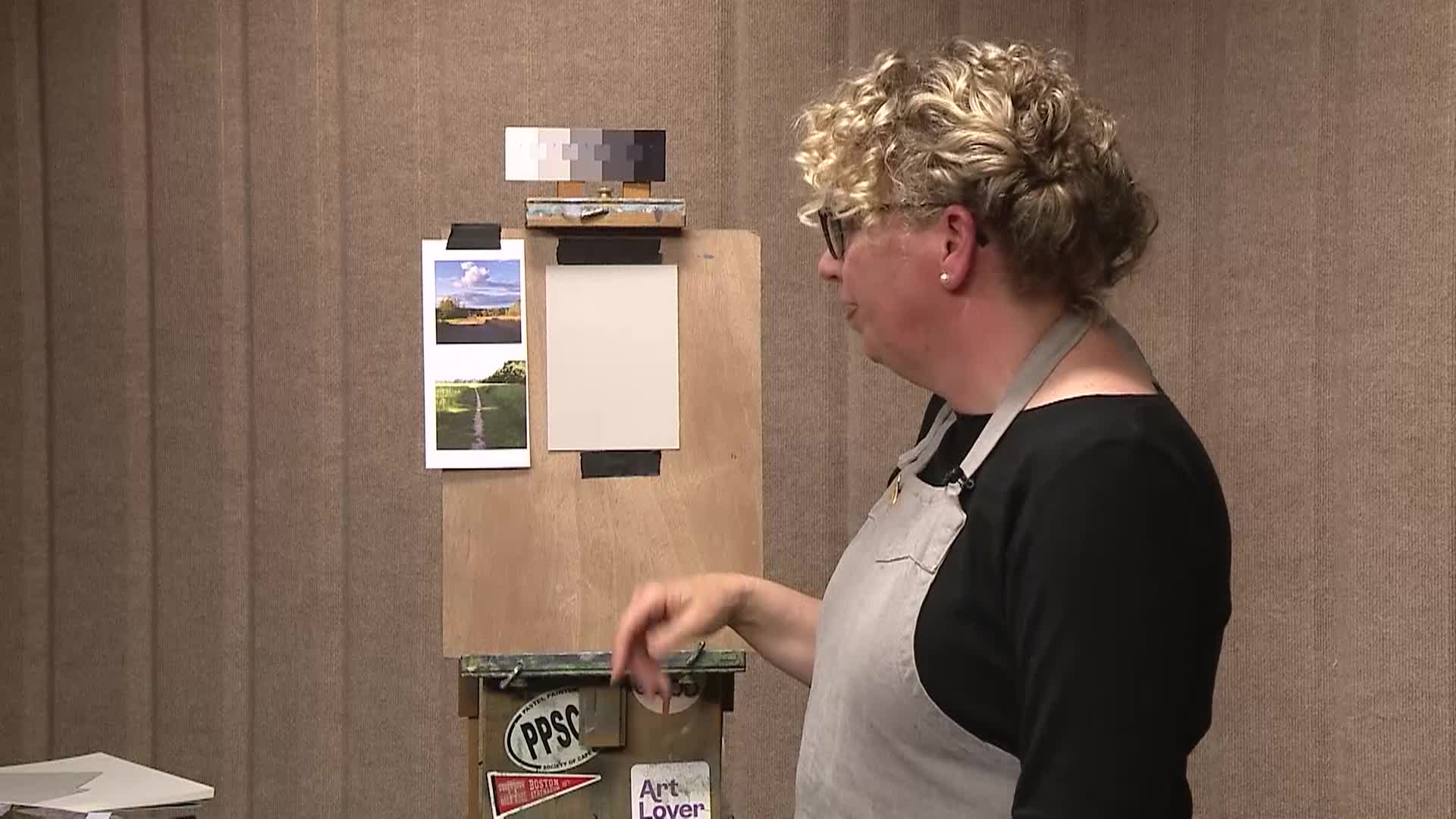 Thumbnail image for Kim's Art Show - Episode 46 - Painting Around