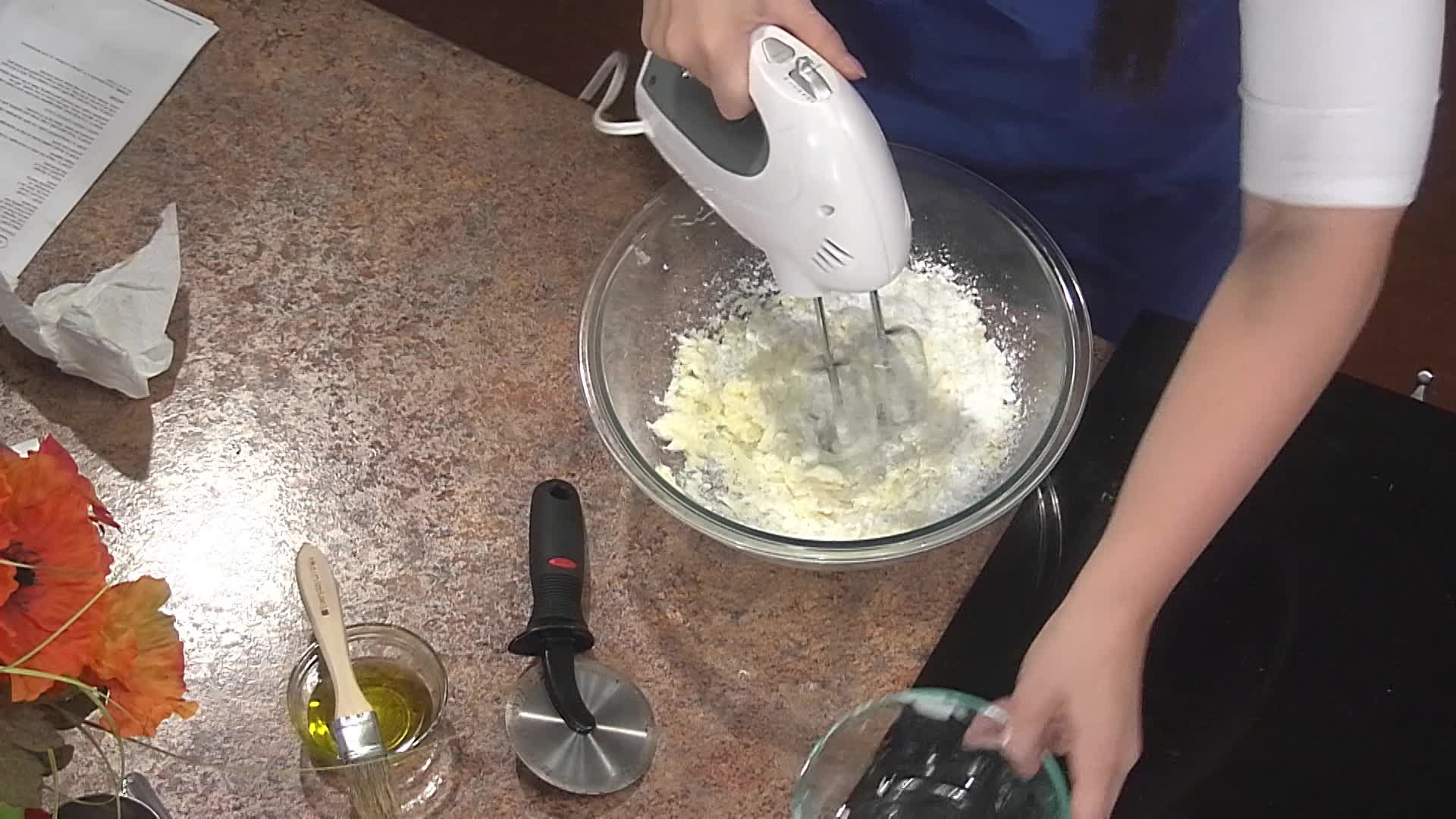 Thumbnail image for Cooking Healthy with Coastline: Pumpkin Twists and Apple Crisp