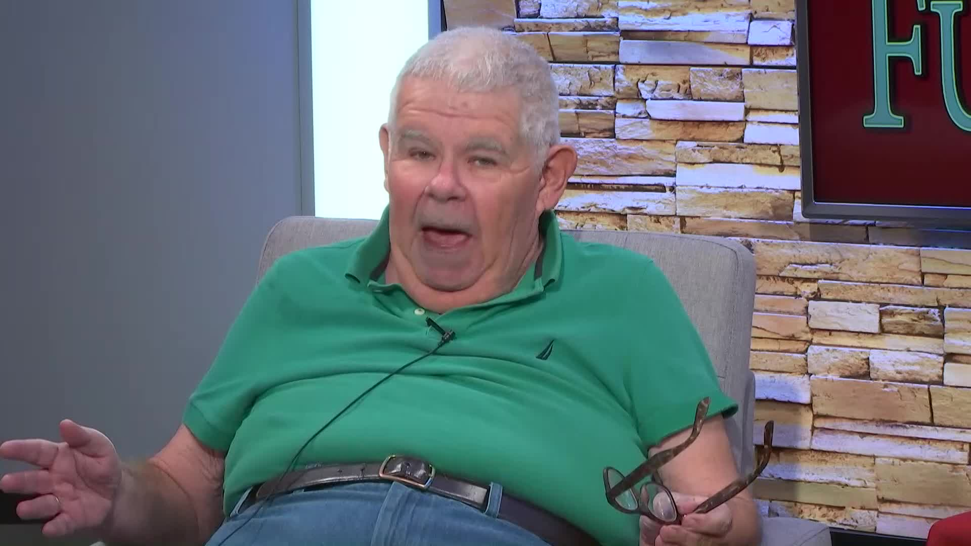 Fur, Fins and Feathers: theraputic aquarium